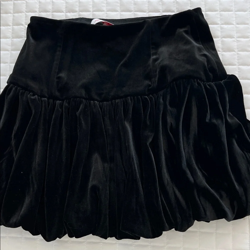 $128 Lisa Says Gah Scarlett black velvet Bubble Mini Skirt lt gray ribbons M - Picture 8 of 9